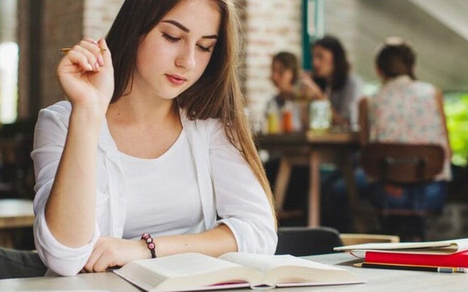 Structuring Your HND Assignment for Maximum Clarity