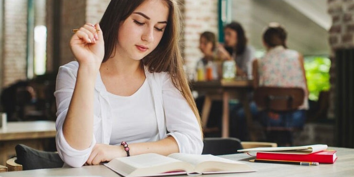 Structuring Your HND Assignment for Maximum Clarity