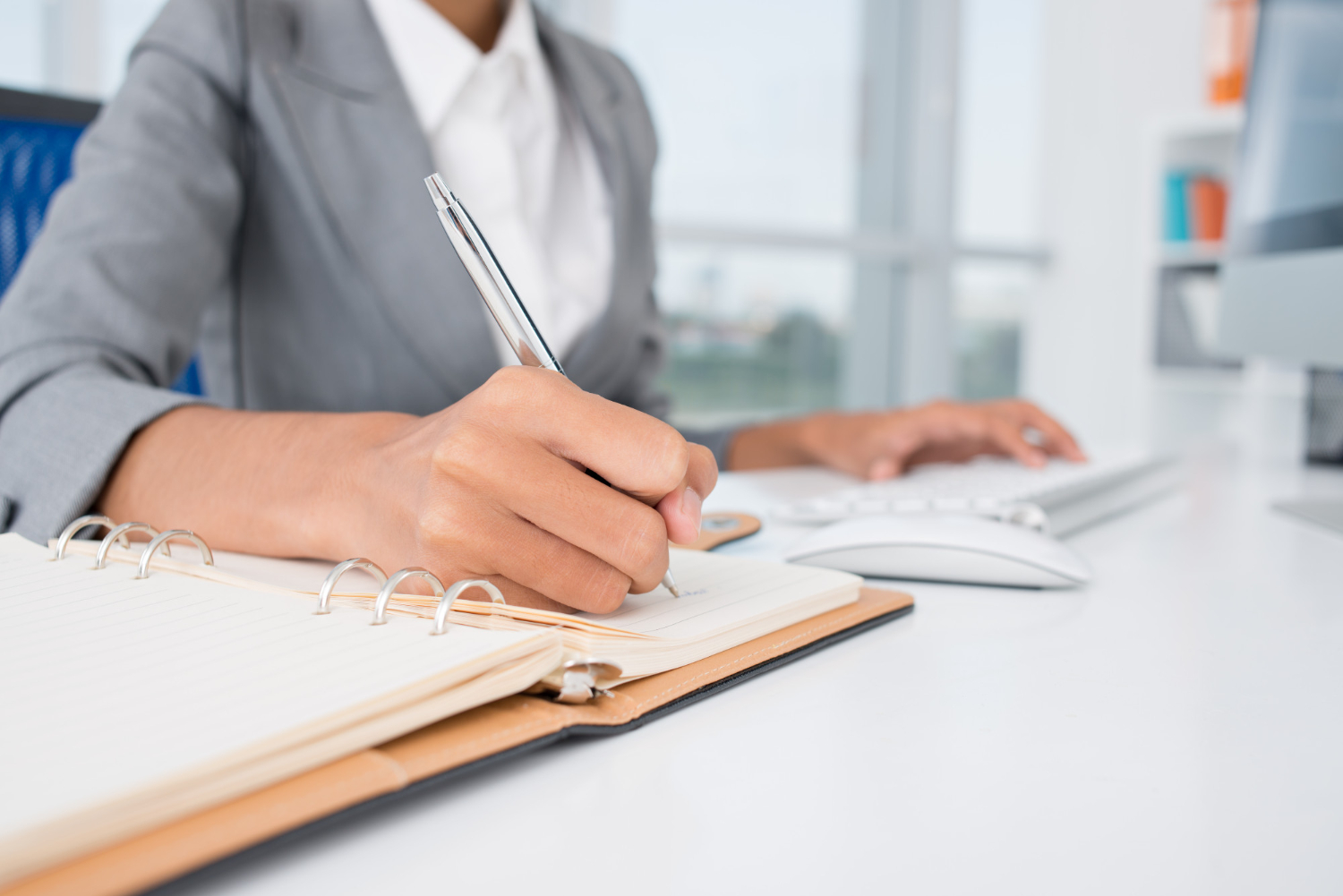 Expert Tips to Excel at Assignment Writing