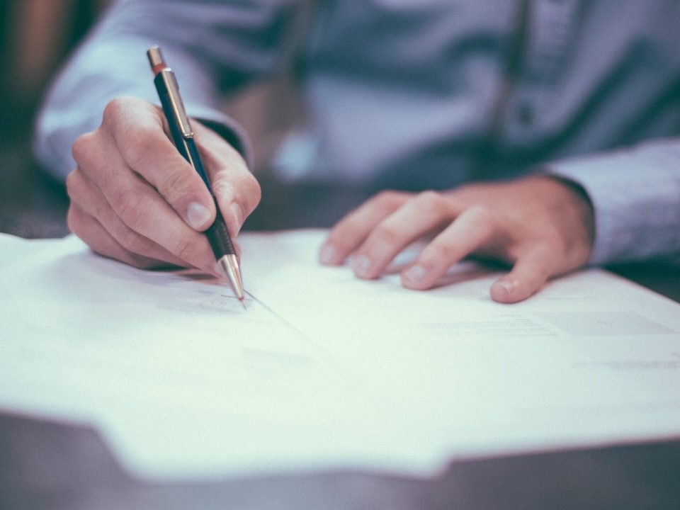 The Key to Writing a High-Scoring Research Paper